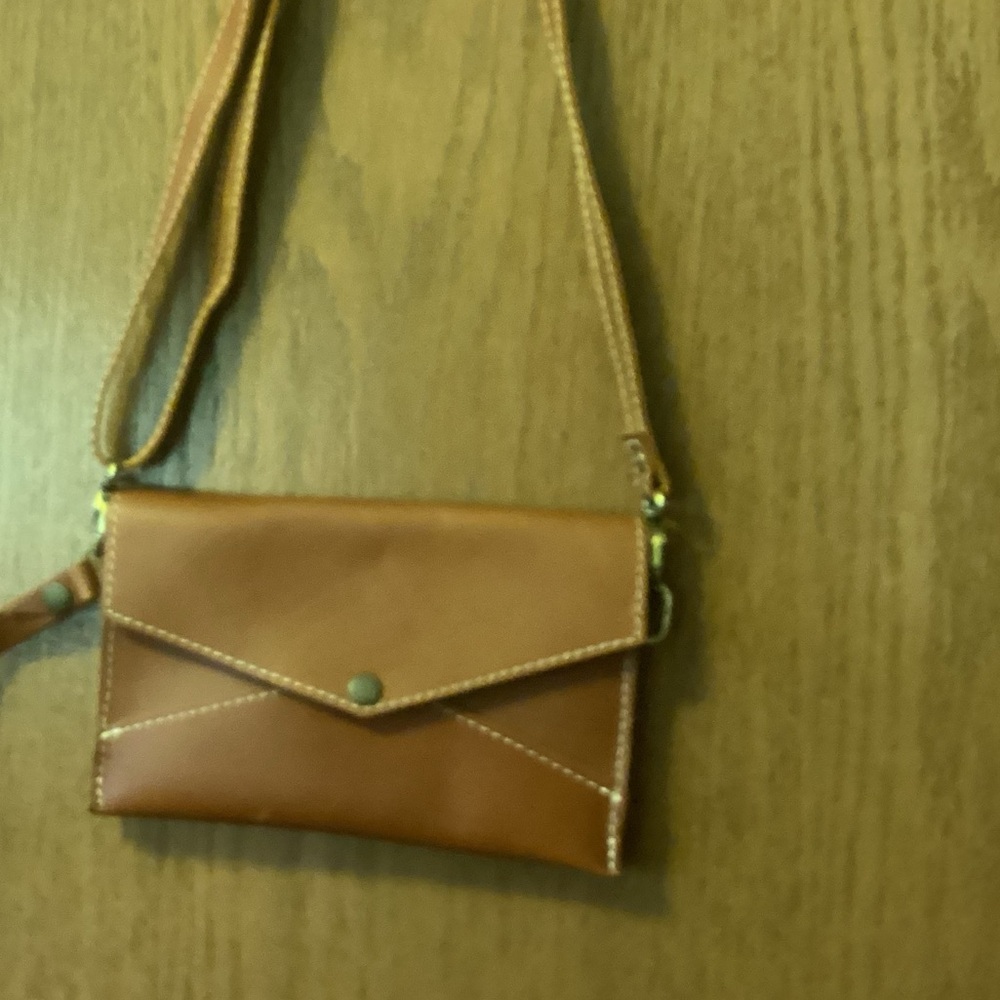 Portland Leather Envelope crossbody bag
